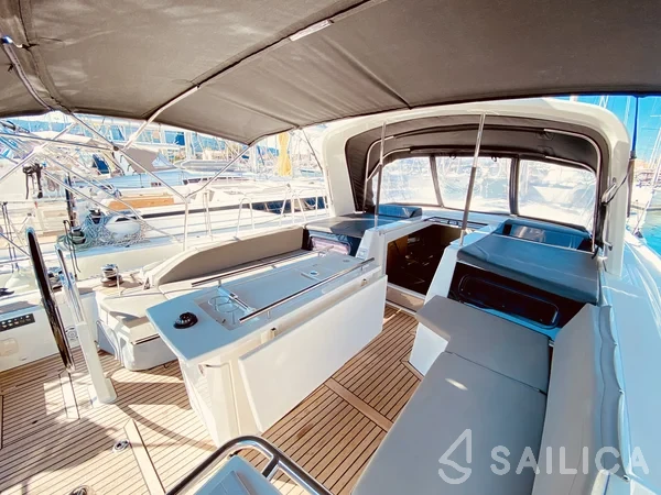 Oceanis 46.1 - Yacht Charter Sailica