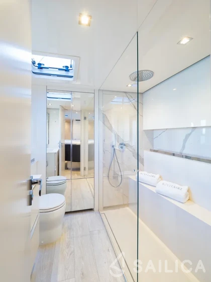 Sunreef 50 - Yacht Charter Sailica