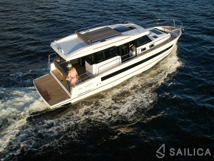 Northman 1200 Elegance - Yacht Charter Sailica