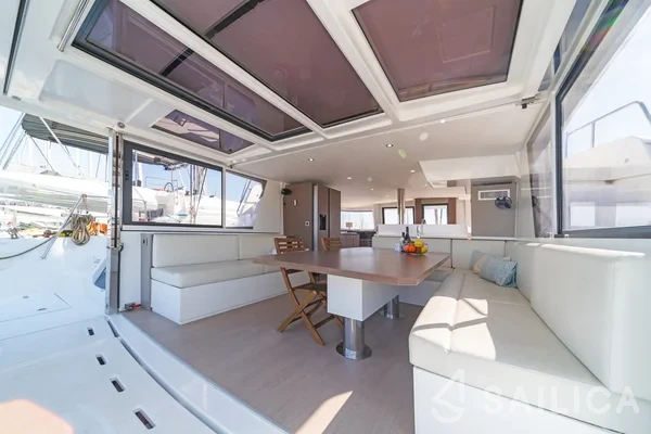 Bali 4.8  - Yacht Charter Sailica