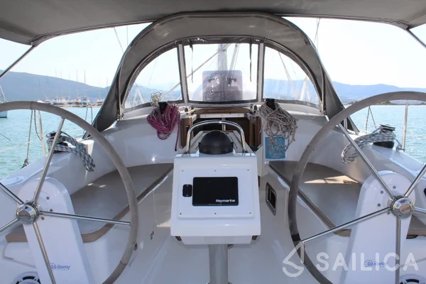 Bavaria 34 Cruiser - Yacht Charter Sailica