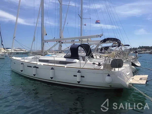 Sun Odyssey 449 - Yacht Charter Sailica