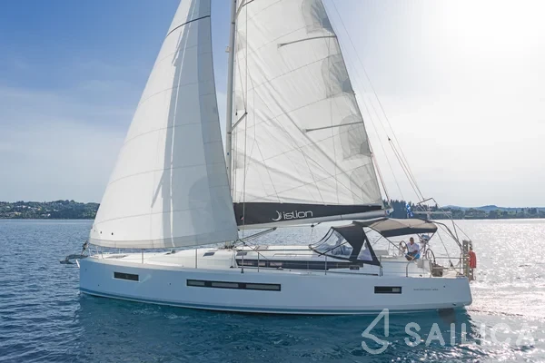 Sun Odyssey 490 - Yacht Charter Sailica
