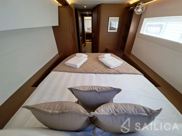 Lagoon 46  - Yacht Charter Sailica