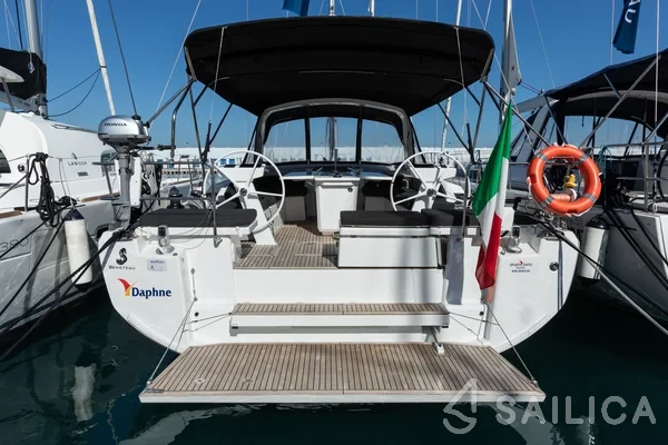 Oceanis 46.1 - Yacht Charter Sailica