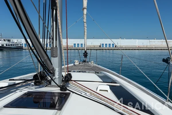 Oceanis 46.1 - Yacht Charter Sailica