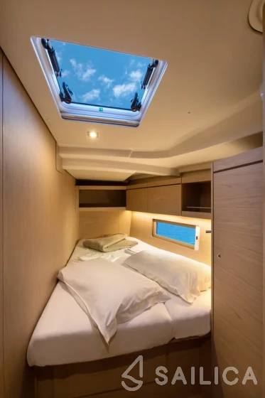 Oceanis 46.1 - Yacht Charter Sailica