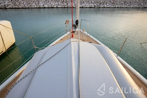 Oceanis 46.1 - Yacht Charter Sailica