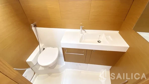 Sun Odyssey 519 - Yacht Charter Sailica