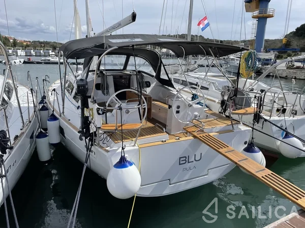 Elan Impression 40.1 - Yacht Charter Sailica