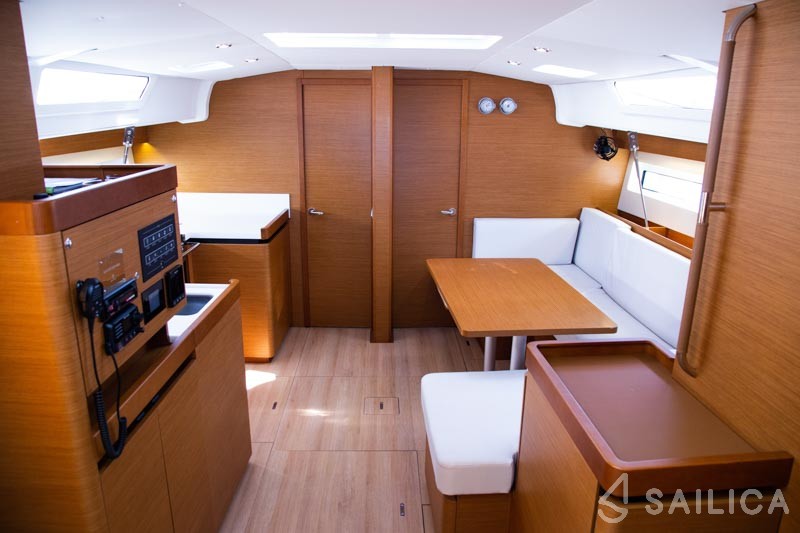 Sun Odyssey 490 - Yacht Charter Sailica