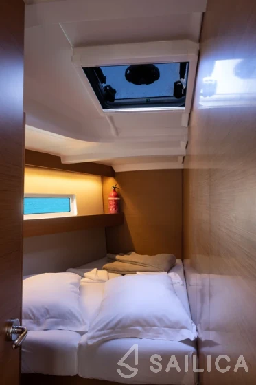 Sun Odyssey 440 - Yacht Charter Sailica