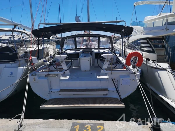 Oceanis 46.1 - Yacht Charter Sailica