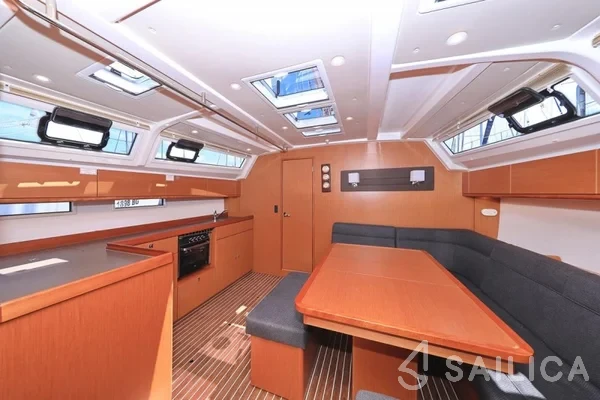 Bavaria 46 Cruiser - Yacht Charter Sailica