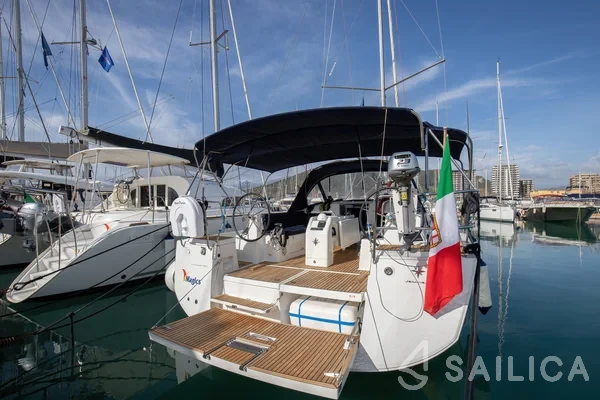 Sun Odyssey 440 - Yacht Charter Sailica
