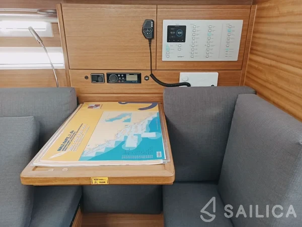Elan Impression 40.1 - Yacht Charter Sailica