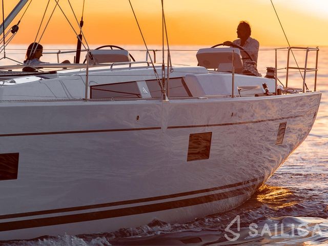 Hanse 508 - Photo #12 Hanse 508 - Yacht Charter Sailica