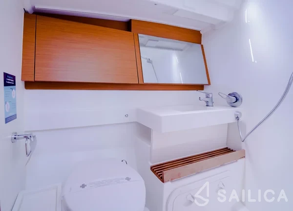 Sun Odyssey 490 - Yacht Charter Sailica