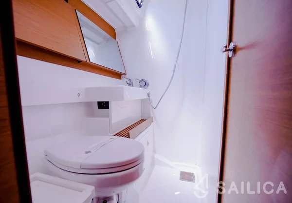 Sun Odyssey 490 - Yacht Charter Sailica