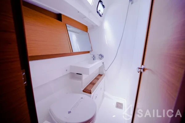 Sun Odyssey 490 - Yacht Charter Sailica