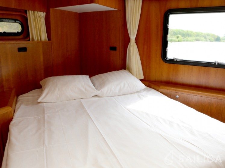 Pacific Allure 155 - Yacht Charter Sailica