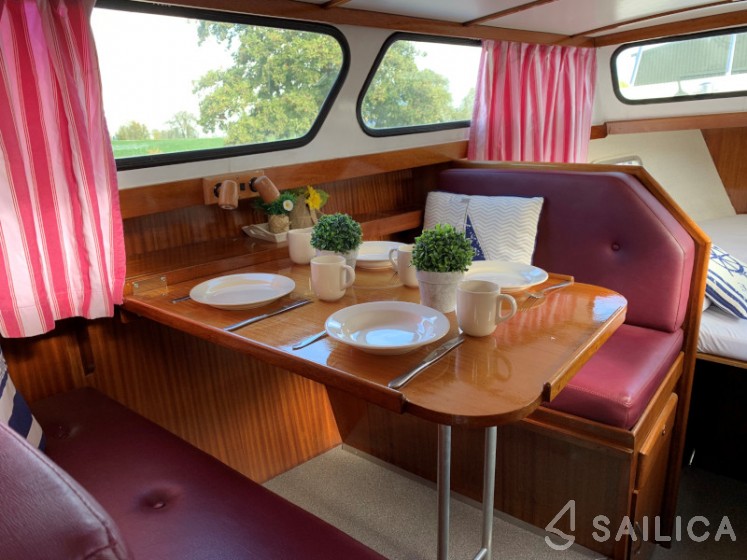 Boarnkruiser 920 - Yacht Charter Sailica