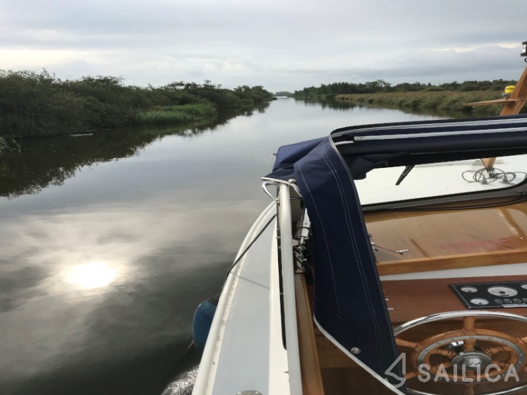 Boarnkruiser 920 - Yacht Charter Sailica