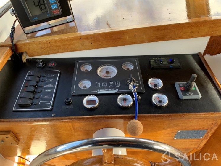 Boarnkruiser 920 - Yacht Charter Sailica