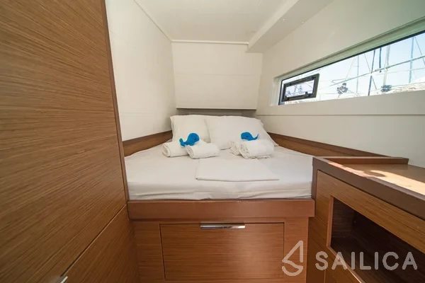 Lagoon 40 - Yacht Charter Sailica