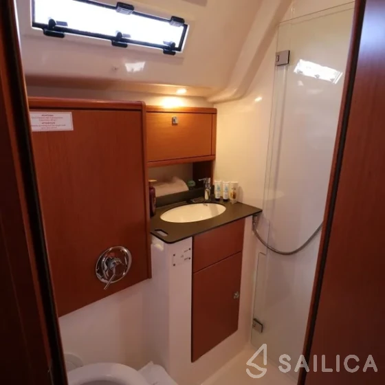 Bavaria 51 Cruiser - Yacht Charter Sailica