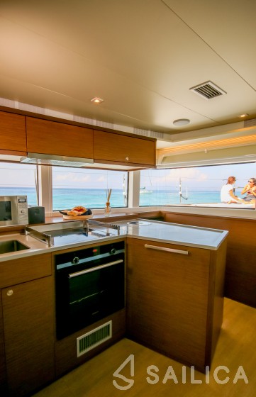 Lagoon 52F - Yacht Charter Sailica