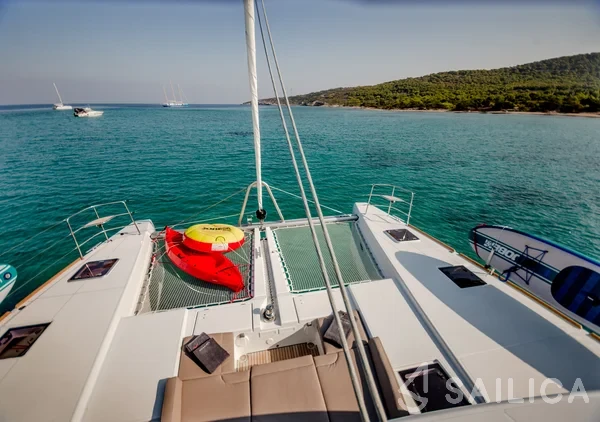 Lagoon 52F - Yacht Charter Sailica