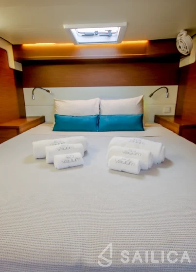 Lagoon 52F - Yacht Charter Sailica