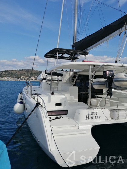 Lagoon 42 - Yacht Charter Sailica