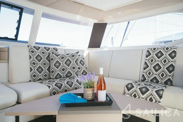 Saona 47 - Yacht Charter Sailica
