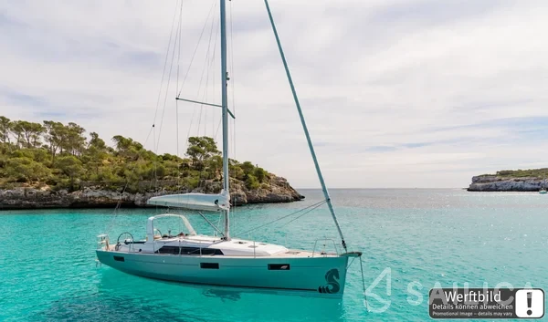 Oceanis 41.1 - Yacht Charter Sailica