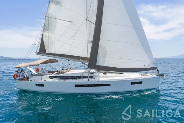 Sun Odyssey 490 - Yacht Charter Sailica