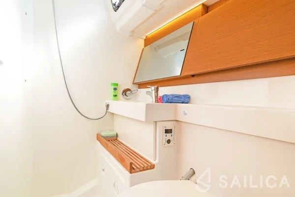 Sun Odyssey 490 - Yacht Charter Sailica