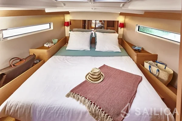 Sun Odyssey 440 - Yacht Charter Sailica