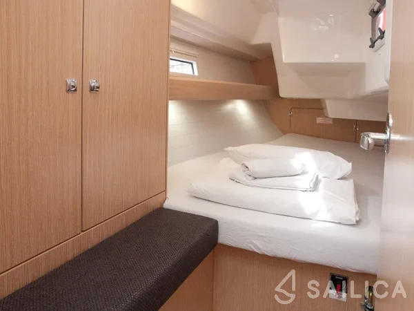 Bavaria Cruiser 34 Style - Yacht Charter Sailica