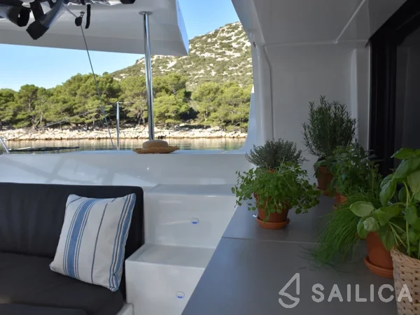 Lagoon 46  - Yacht Charter Sailica