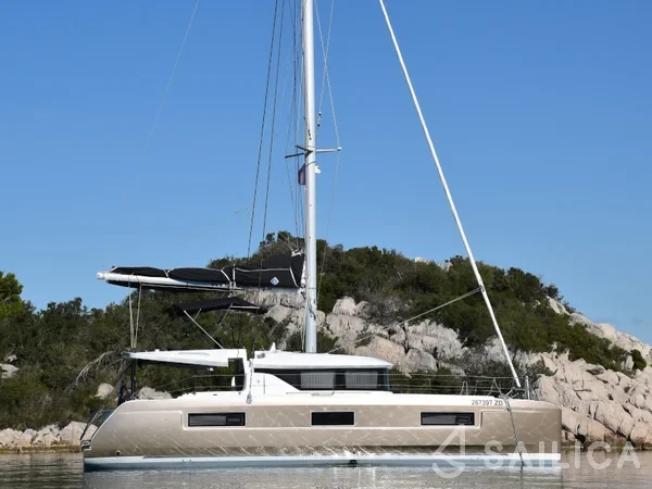 Lagoon 46  - Yacht Charter Sailica