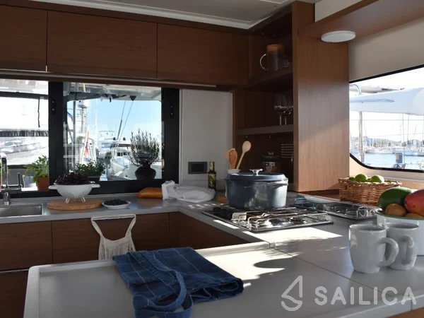 Lagoon 46  - Yacht Charter Sailica