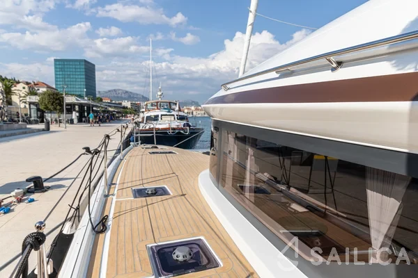 Lagoon 50 - Yacht Charter Sailica
