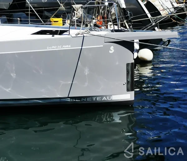 Oceanis 51.1 - Yacht Charter Sailica
