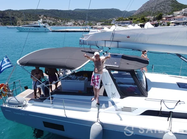 Oceanis 51.1 - Yacht Charter Sailica