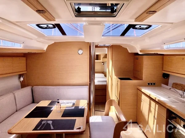 Dufour 430 Grand Large - Yacht Charter Sailica