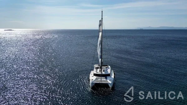 Elba 45 - Yacht Charter Sailica