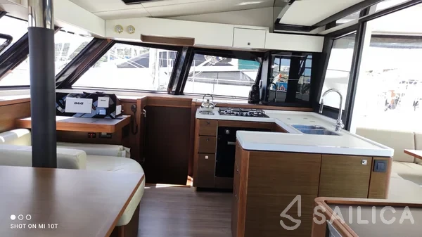 Nautitech 46 Fly - Yacht Charter Sailica