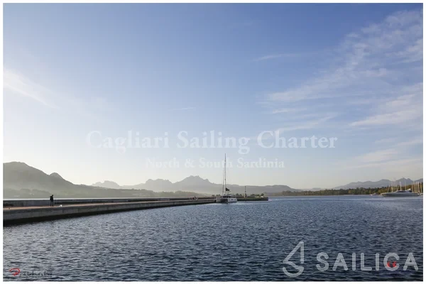 Nautitech 46 Fly - Yacht Charter Sailica